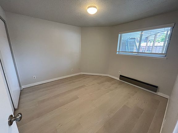 5th image of 702 S Yakima Ave #2