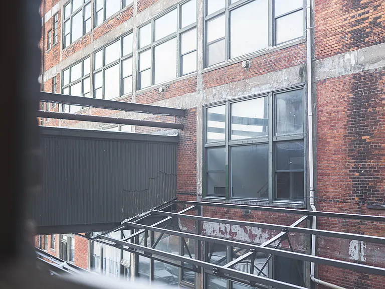 Grand Lofts — Photo 35