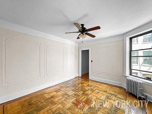 2nd image of 560 Ovington Ave APT 2R