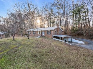 218 Lakeshore Dr, McMinnville, TN 37110