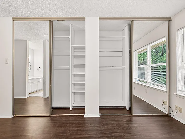 6203 Downwood Forest Dr — Photo 25