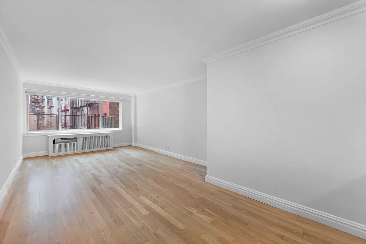 Photo 1 of 10 - 360 E 65th St #3B - New York, NY Primary Photo - 360 E 65th St #3B