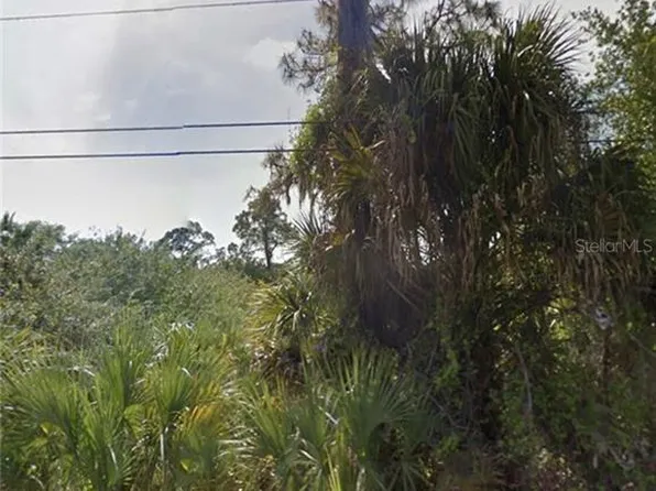 450 Overbrook St, Port Charlotte, FL 33954