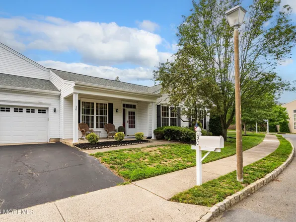 30 Greylawn Drive, Lakewood, NJ 08701