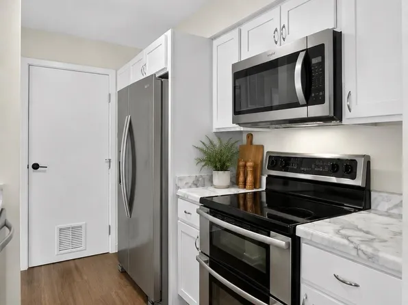 1011 S 2nd St Unit 3, Delavan, WI 53115