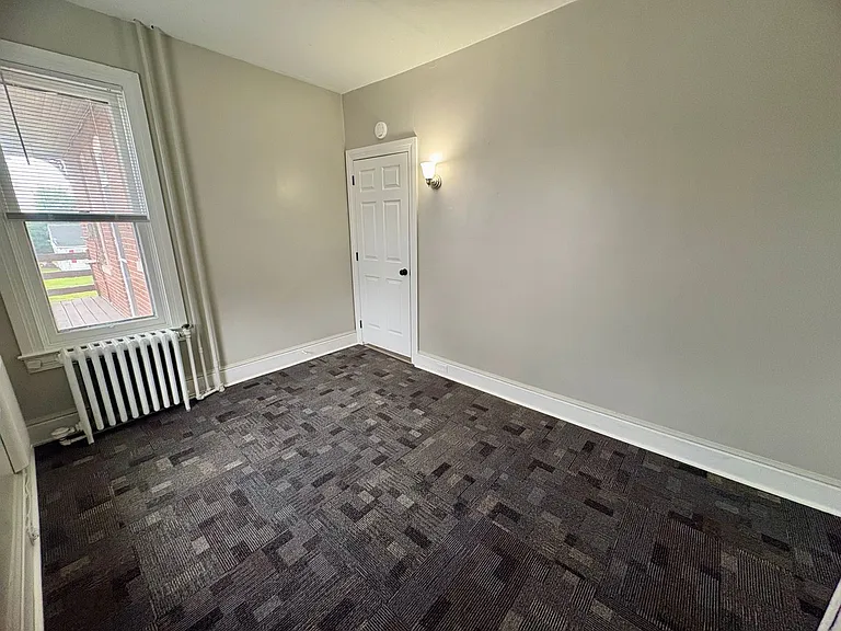 540 Dallas Street — Photo 11