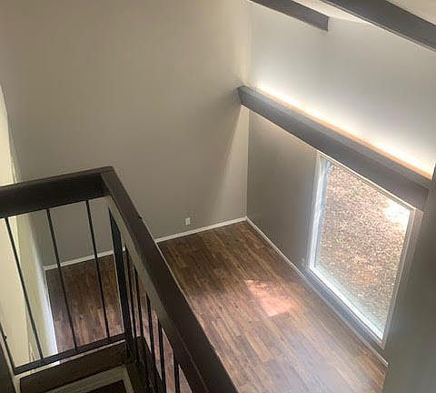 5th image of 309 Sherwood Dr
