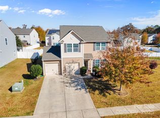 374 Moses Rhyne Dr, Mount Holly, NC 28120