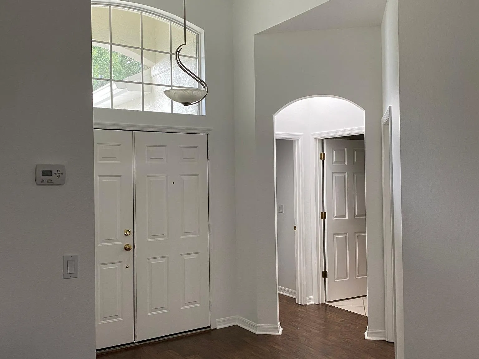 1326 Chessington Cir — Photo 2