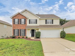 720 Reigate Rd, Charlotte, NC 28262