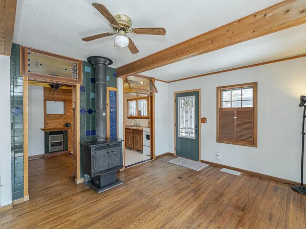 338 105th St NW, Oronoco, MN 55960