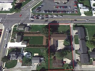 634 E North St, Kendallville, IN 46755