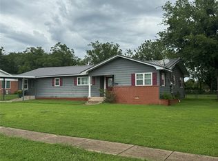 708 W 1st St, Hico, TX 76457