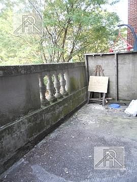 2nd image of 9 Egremont Rd APT 8*