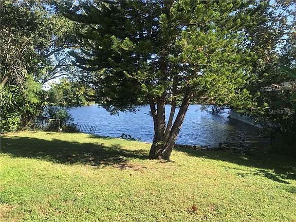 5th image of 629 Timber Bay Cir W