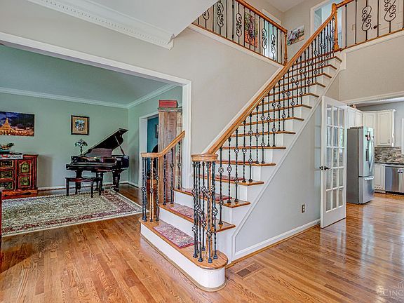 4th image of 11190 Terwilligers Hill Ct