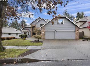 10410 SW Mockingbird Way, Beaverton, OR 97007