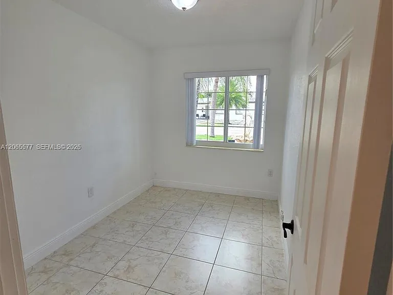 10500 SW 30th St — Photo 21