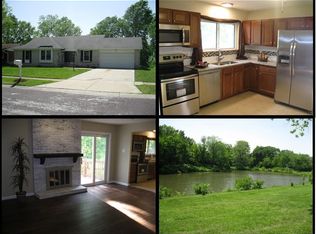 12 Waterways Ct, Florissant, MO 63033