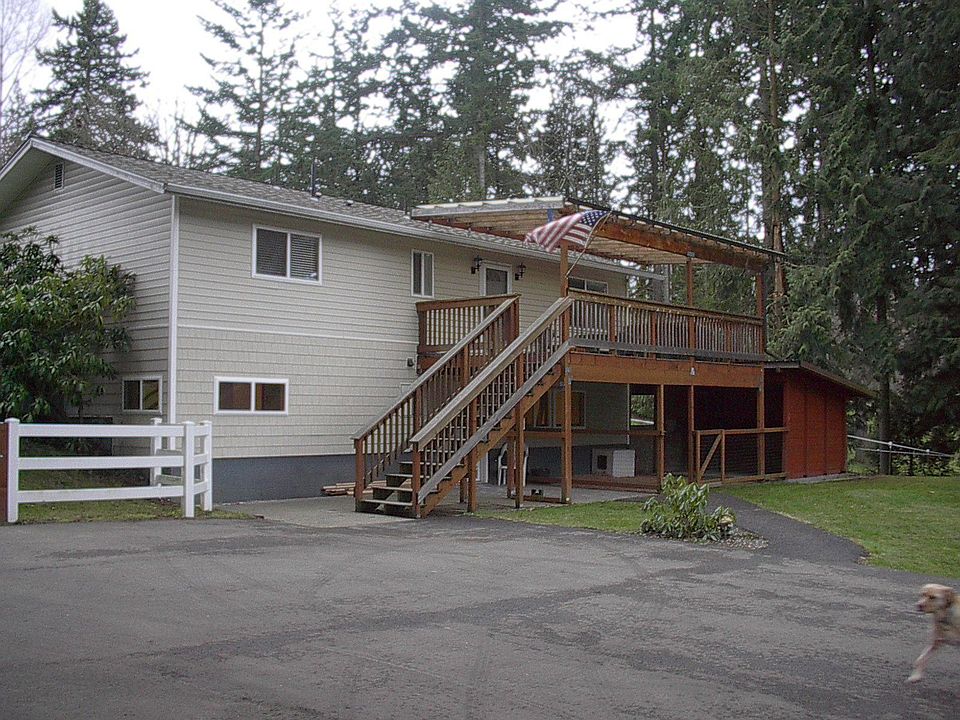 Front with Covered Deck