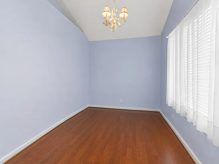 4804 Leighfield Valley Dr — Photo 16