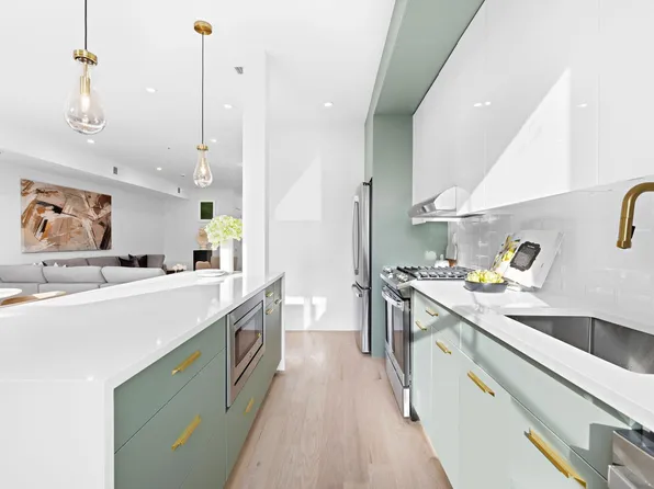 322 3rd Street image 8 of 25