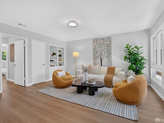 2nd image of 3001 Los Prados St APT 208