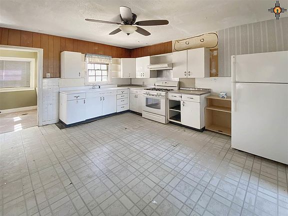 5th image of 1101 Avenue L