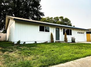 2961 Far West Ave, Medford, OR 97501