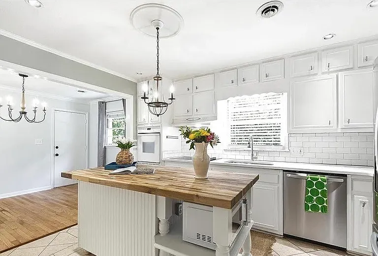 2806 Briarwood Dr SE — Photo 11