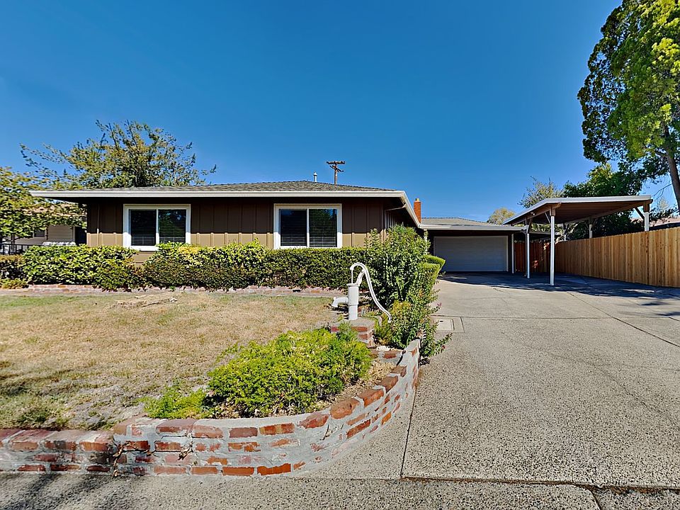 1st image of 1526 Oak Tree Dr