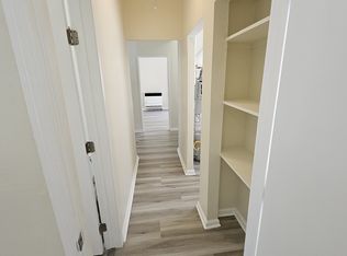 342 1/2 Douglas St #342-1/2, Los Angeles, CA 90026
