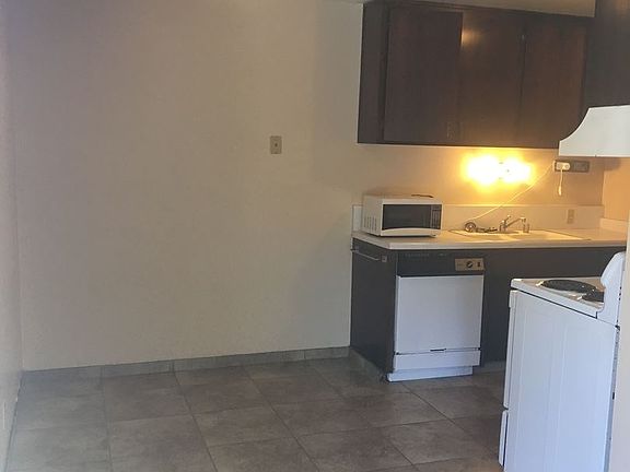 2nd image of 572 E Foothill Blvd APT 23