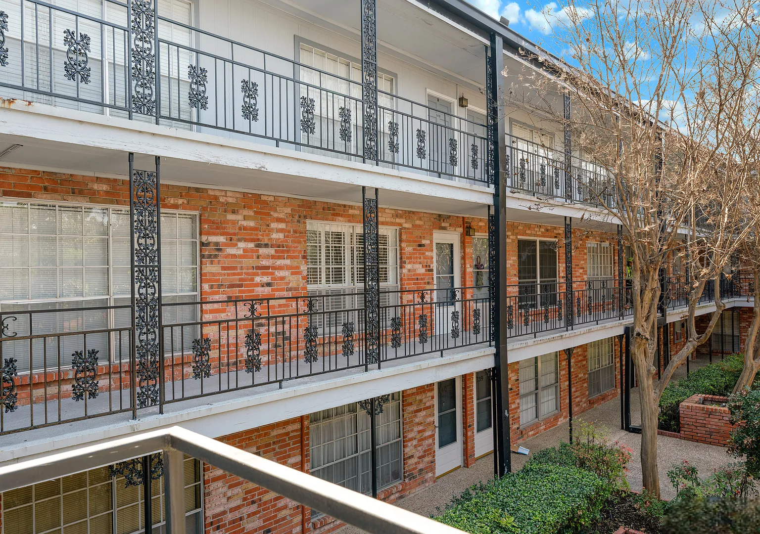 1 bed, 652 sqft, $975 — Photo 4