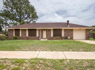 6653 Oakcliff Rd, Pensacola, FL 32526