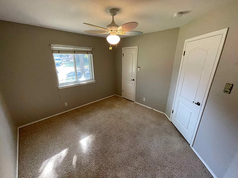 16901 Abyssinian Ln — Photo 34