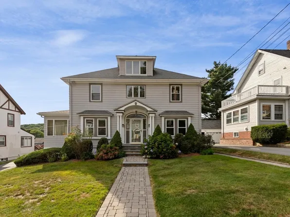 158 Common St, Watertown, MA 02472