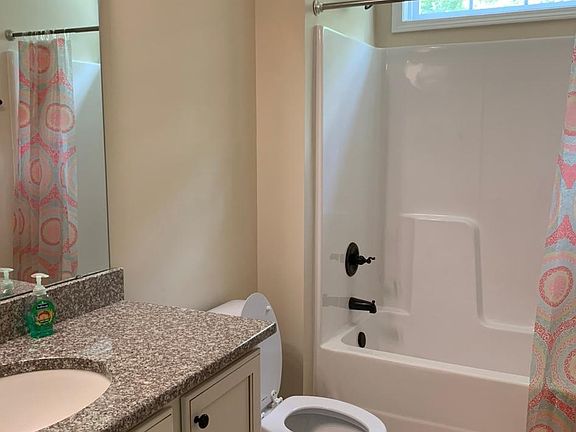 4th image of 1641 Holly Creek Ln #A/b