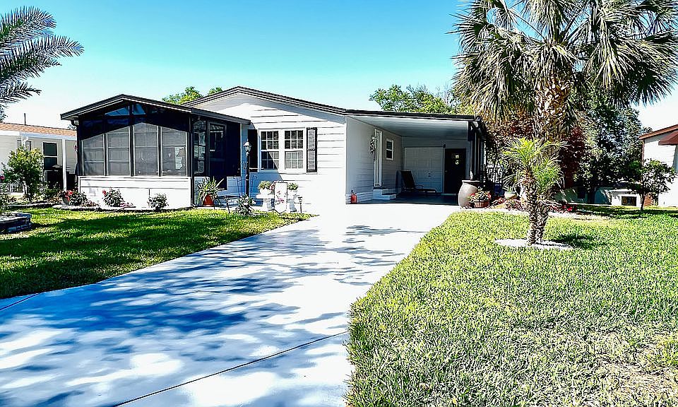 1st image of 1020 Parker Pl