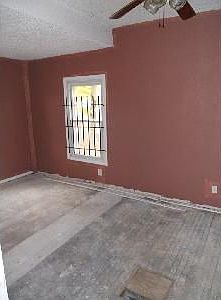 4th image of 2629 Kensington Ave