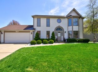 76 Breckenridge Dr, Aurora, IL