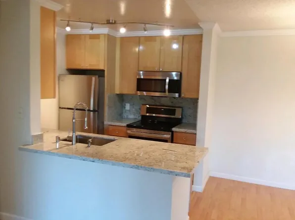 397 Imperial Way APT 209, Daly City, CA 94015