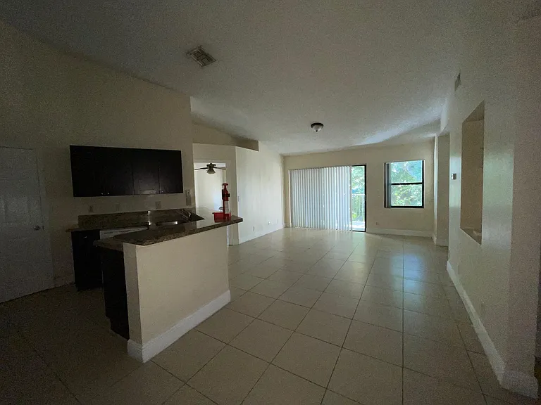 9999 Summerbreeze Dr #915 — Photo 32
