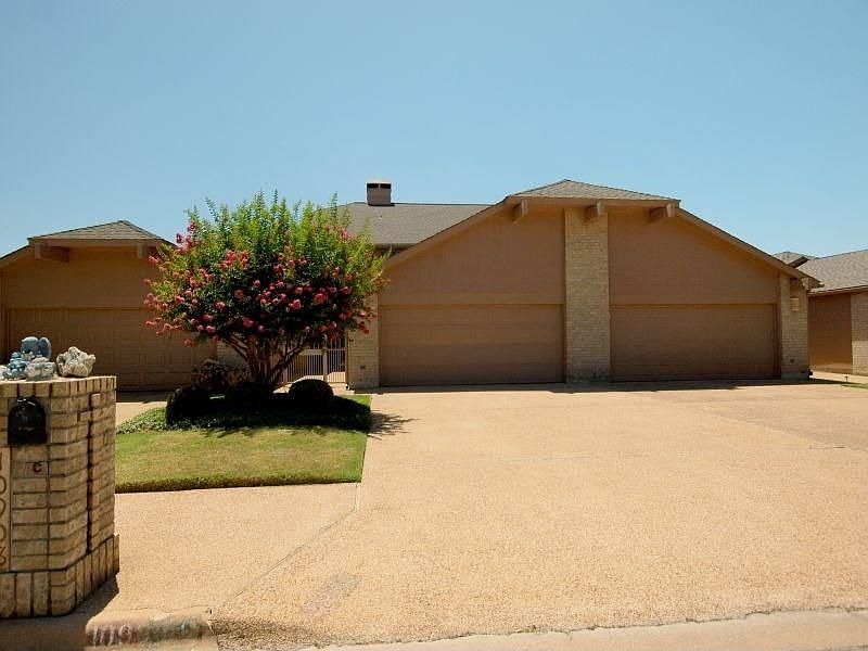 2nd image of 10908 Crown Colony Dr #2