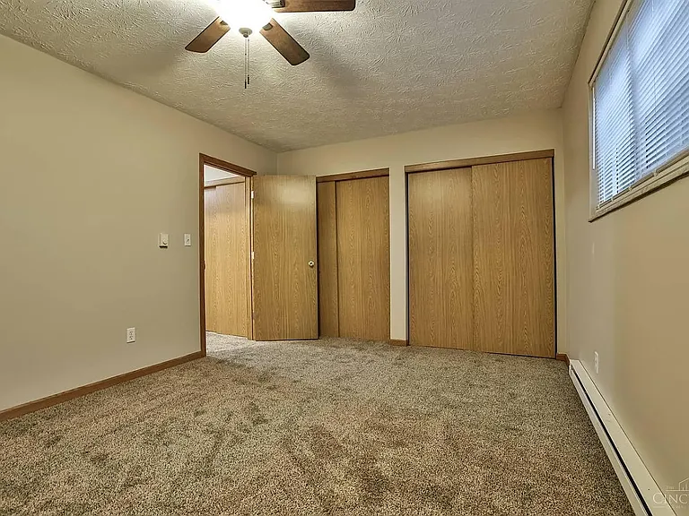6 Camelot Ct #13 — Photo 8