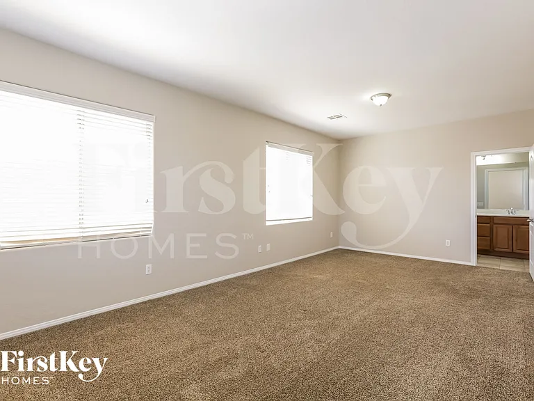 677 Calamus Palm Pl — Photo 7