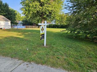 24622 Chicago St, Dearborn, MI 48124