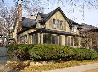 409 Greenwood St, Evanston, IL