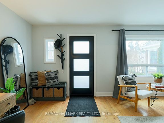 2nd image of 28 Lynn Rd