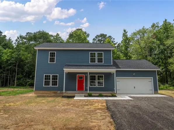 7221 Gates Rd, Suffolk, VA 23437